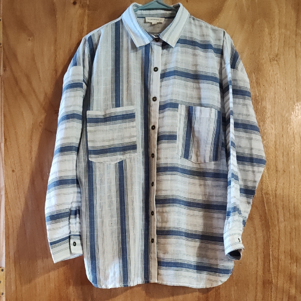 NWOT Ee:some Mens Gauzy Button-Up Shirt Blue White Stripe Med *Flaw Please Read*